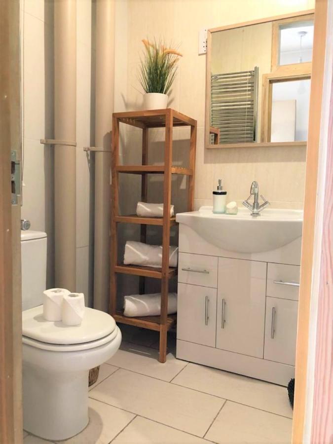 Studio Flat Without Kitchen At Kentish Town London Exteriör bild